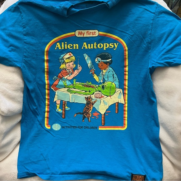 💠🌈✨ Steven Rhodes Vintage T-Shirt ALIEN AUTOPSY  medium ✨ - Picture 2 of 6